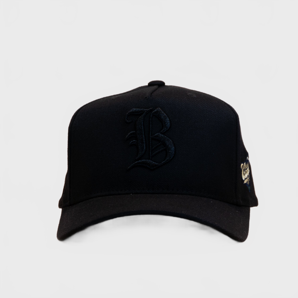 Ca´put Letter B Cap All Black