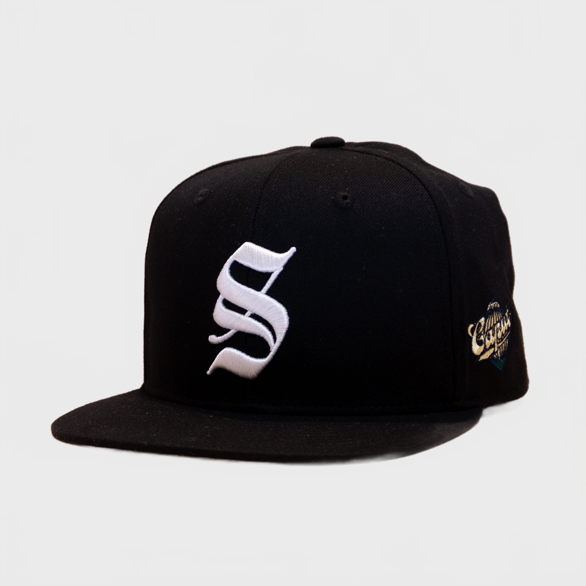 Ca´put Letter S Fitted Cap Black