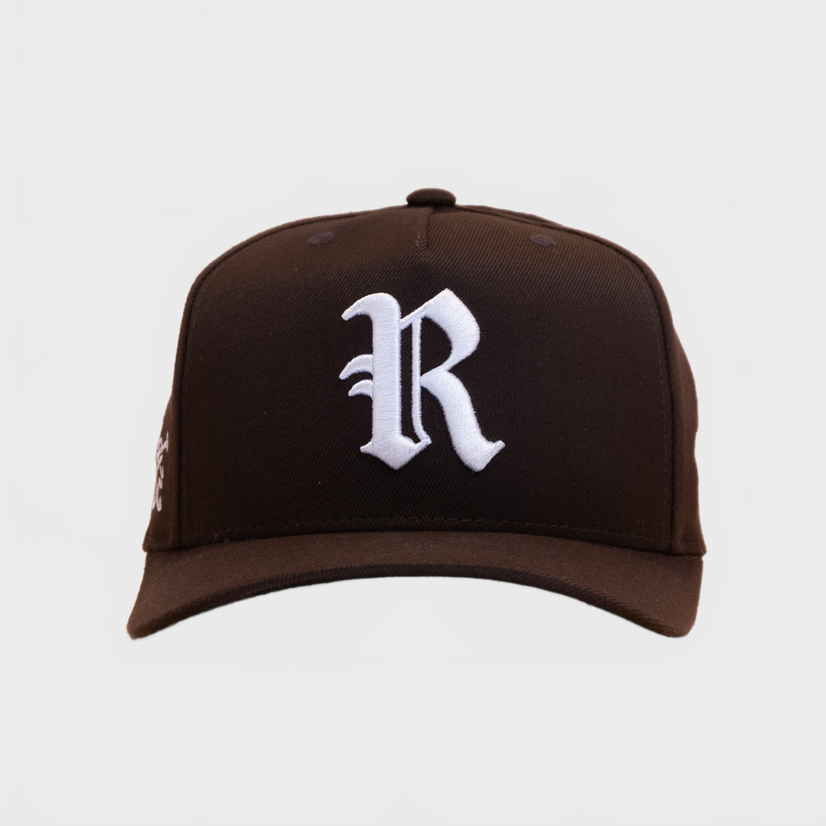 Ca´put Letter R Cap  Brown